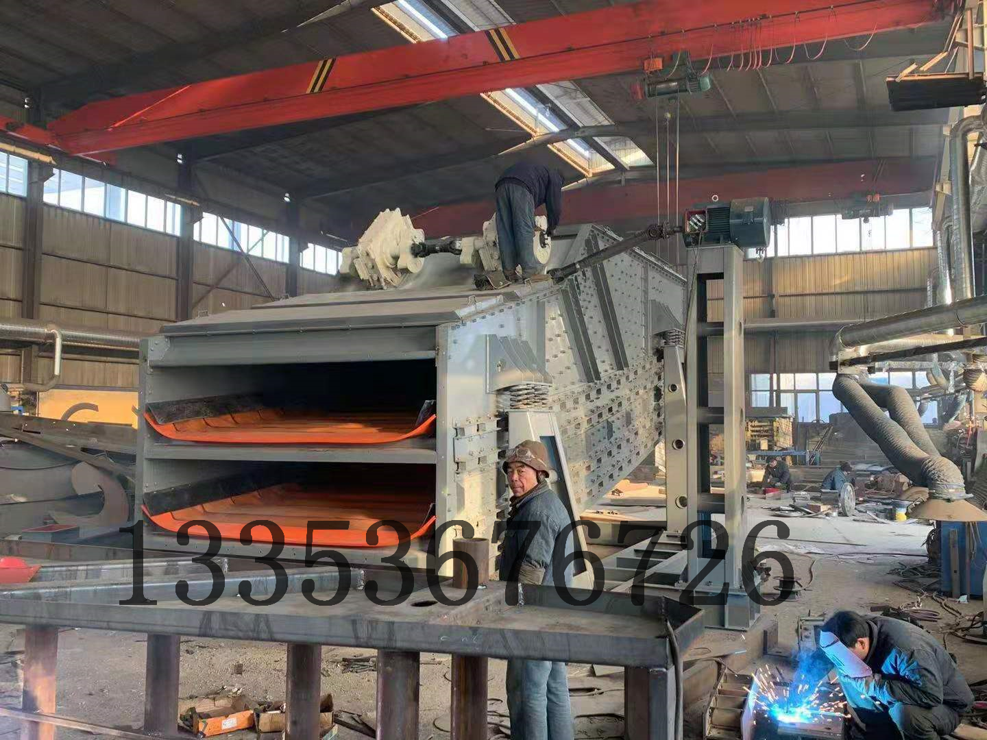 垃圾固廢分級處理專用弛張篩選機一臺需要投資得多少錢？