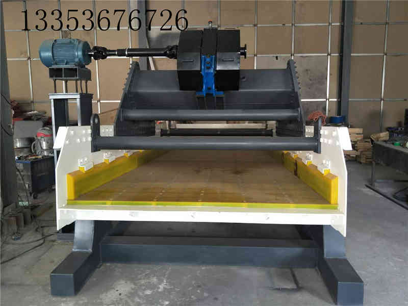 激振器式高頻脫水篩的產(chǎn)品優(yōu)勢(shì)比振動(dòng)電機(jī)的體現(xiàn)在哪方面？2