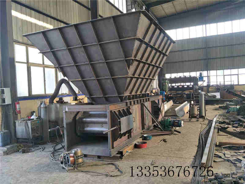 礦石整車(chē)卸料重型高強(qiáng)度板式喂料機(jī)帶配套料倉(cāng)2
