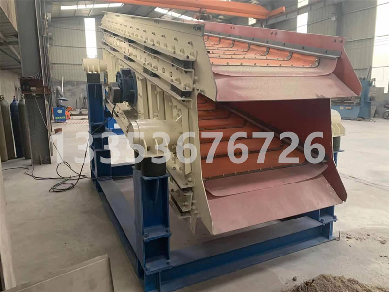 新型微粉弛張沸騰篩作為石英砂篩分設(shè)備篩分精度怎么樣？1