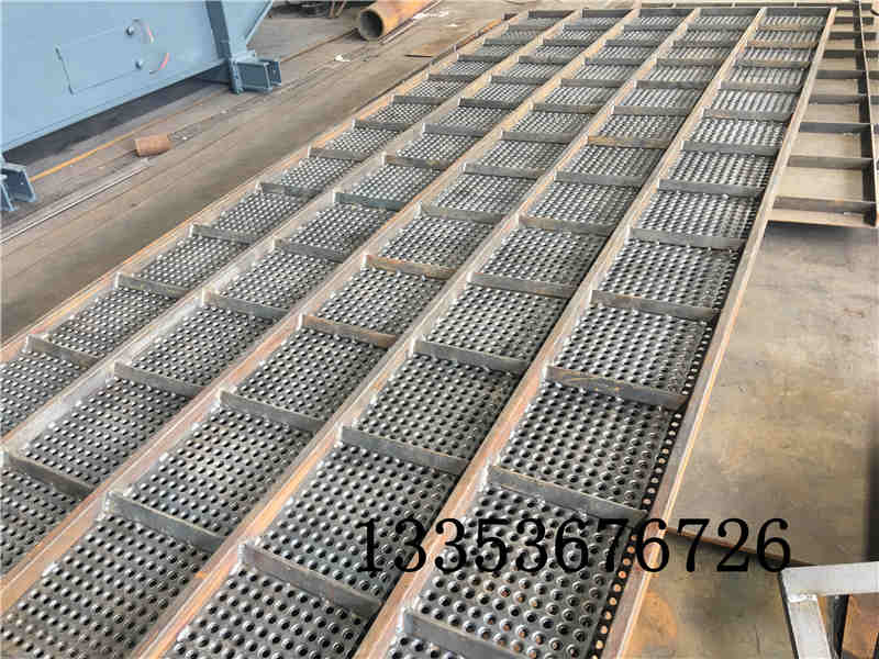 淀粉方形搖擺篩采用哪種清網(wǎng)方式可以實現(xiàn)不堵網(wǎng)？2